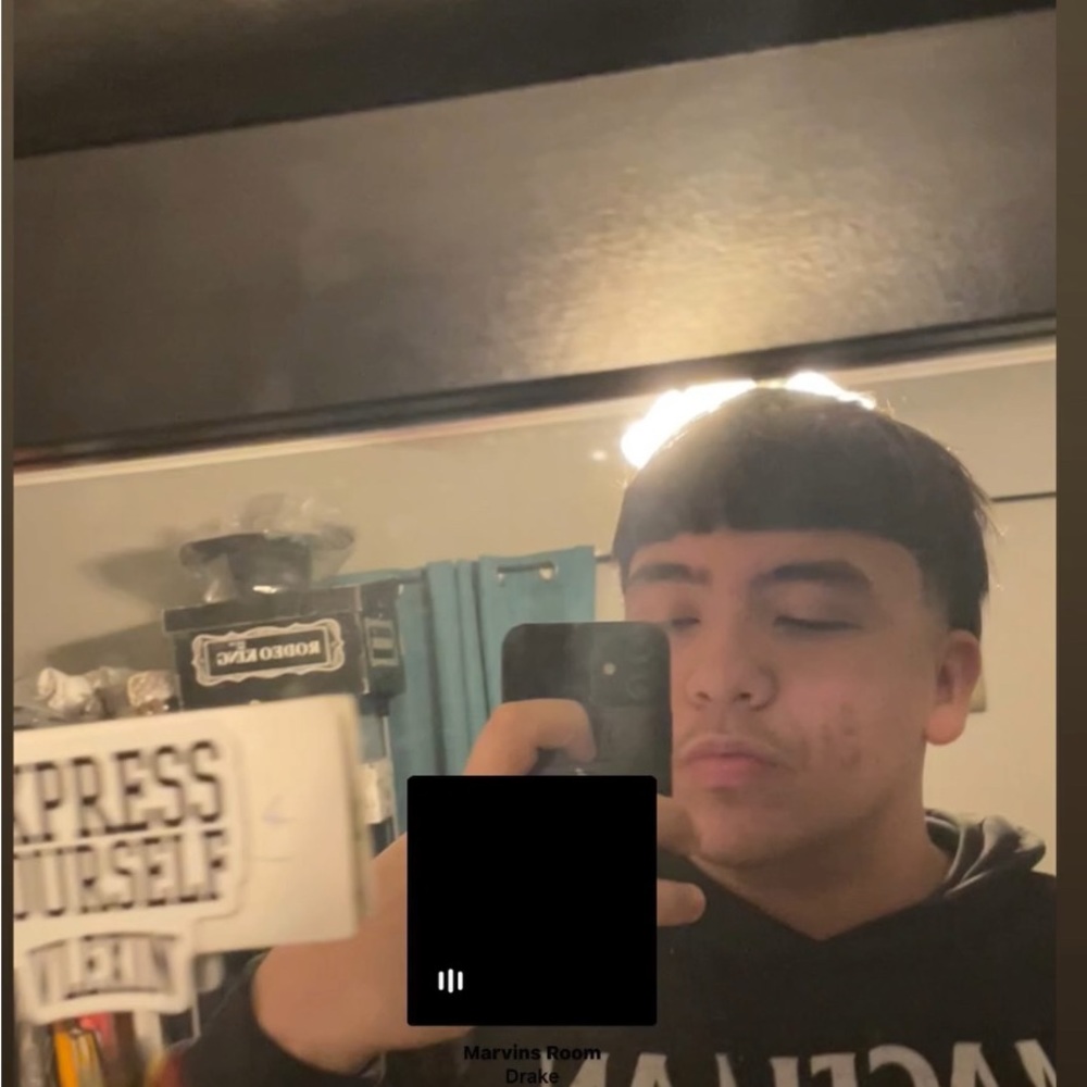 hi im joahan - Picture 1 of 1
